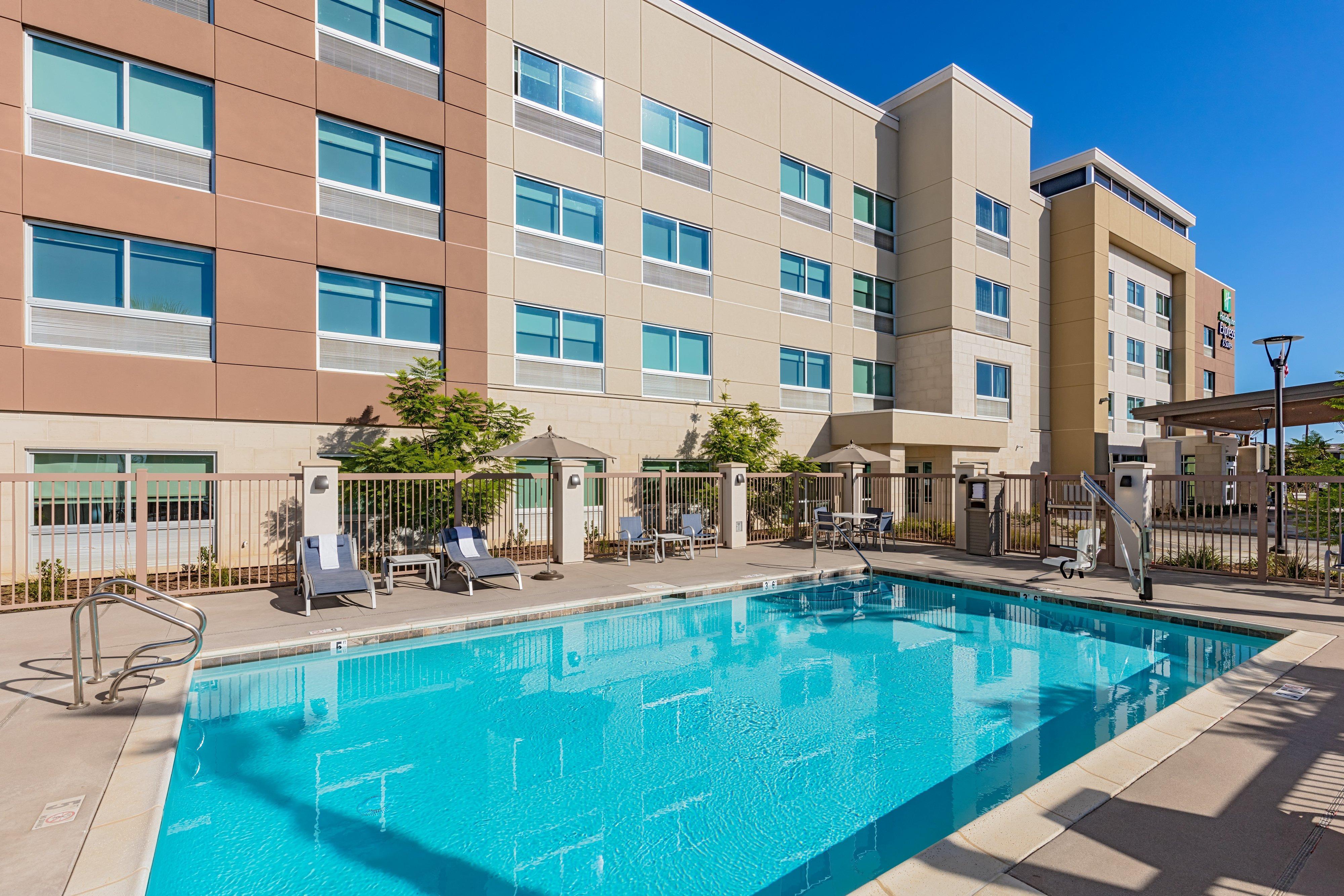 Express & - - Riverside By Ihg Hotel Moreno Valley